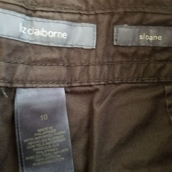 💕Liz Claiborne size 10 dark brown sloane cargo type shorts - Picture 5 of 5